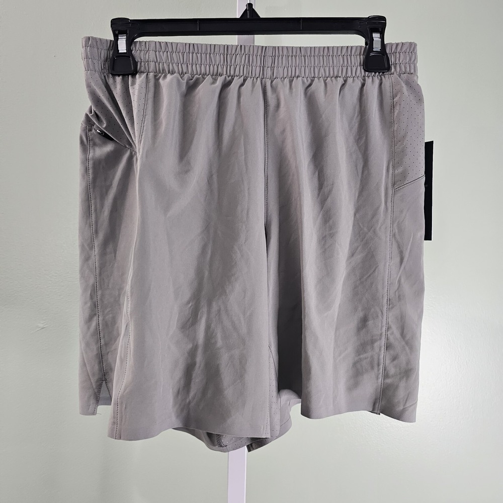 VRST Accelerate 7" Short Silver Shadow Small